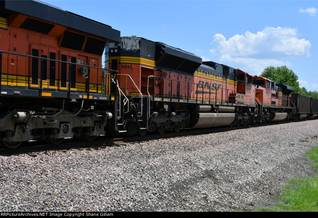 BNSF 9242 Roster shot.